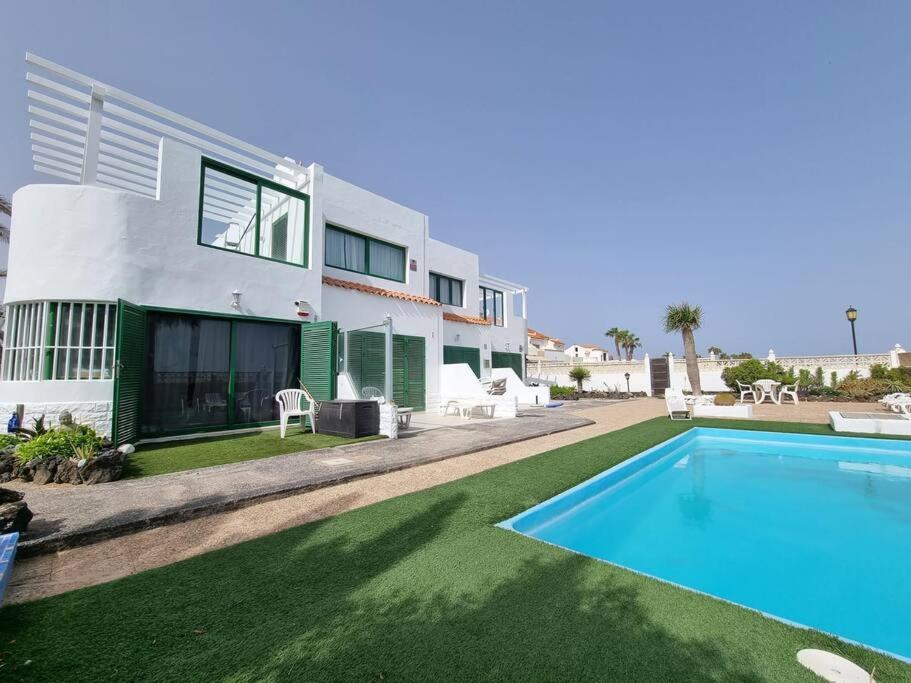 La Casa De Las Palomitas Corralejo Buitenkant foto